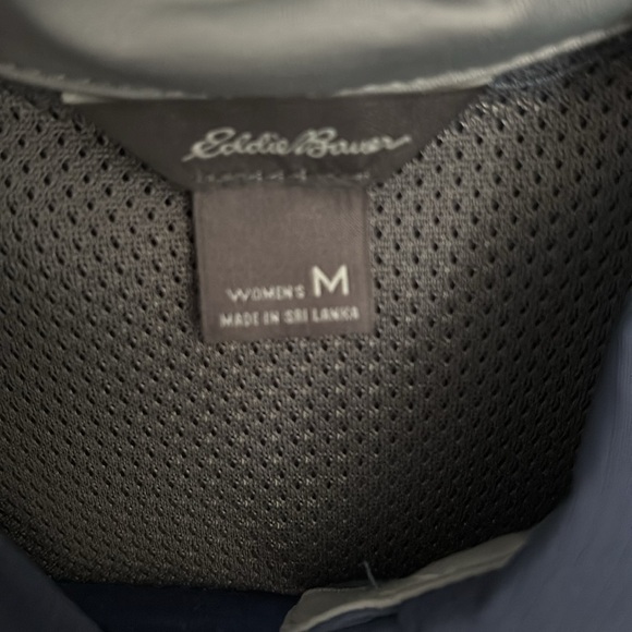 NWOT Eddie Bauer Dark Blue Sleeveless Blouse - Picture 3 of 6